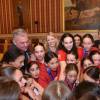 Bandera de Sevilla para el Club Natación Sincro Sevilla, recibido en el Ayuntamiento