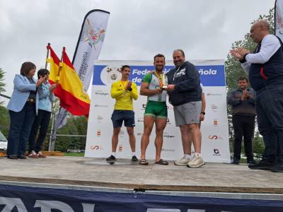 El Club Náutico Sevilla se exhibe en el Campeonato de España de remo olímpico y paralímpico