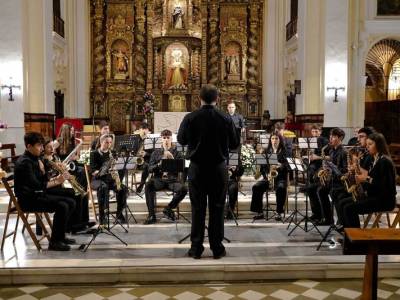Sevilla honra la historia compartida entre España y Estados Unidos con un concierto de excelencia 