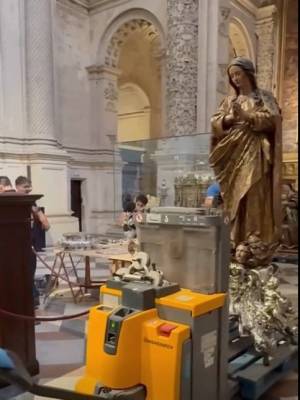 La Catedral de Sevilla culmina los preparativos para la solemnidad del Corpus Christi