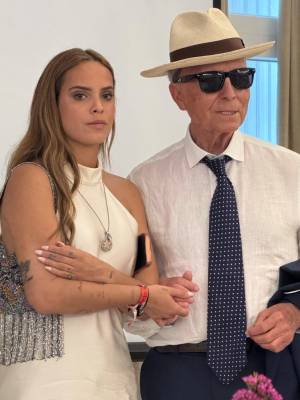 Rocío 20 años contigo, libro principal del aniversario