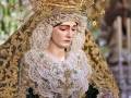 La devoción y la tradición marcan los cultos de la Vera-Cruz en Alcalá del Río 