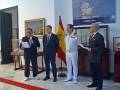 El Ateneo Social y Castrense distingue al Comandante Naval de Sevilla con su máxima distinción honorífica 