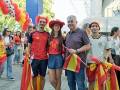  Sevilla celebra la victoria de España con 15.000 personas en los espacios municipales habilitados por el Ayuntamiento 