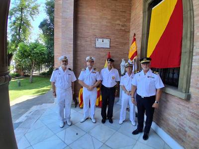 La Comandancia Naval de Sevilla conmemora la gesta de la Armada española en 1898 y rinde homenaje a sus marinos