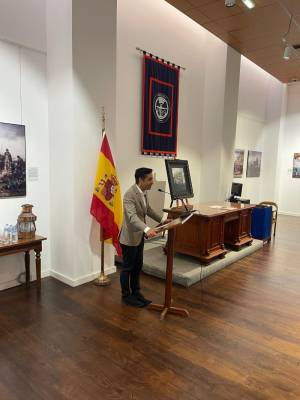 El Museo Naval de Ferrol acoge «Imágenes de la historia», una exposición de Augusto Ferrer-Dalmau que recorre trece siglos de memoria militar española