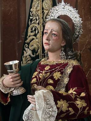 La Hermandad de la Vera-cruz de Alcalá del Río,inicia la conservación y restauración de las imágenes del Niño Jesús y Santa María Magdalena 