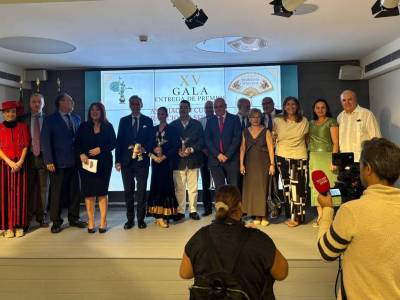 XV Gala de entrega de premios de la Asociación Tradiciones Sevillanas.