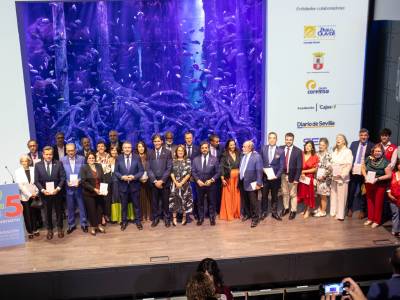 Entidades reconocidas en la gala del 25 aniversario de la Fundación Universidad Pablo de Olavide, en el Acuario de Sevilla.