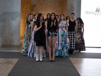 Las modelos de Regina Dondé en la pasarela de SIMA 41.