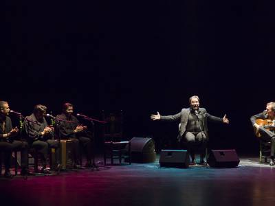 José Valencia en «50 años de Persecución», en la inauguración de La Mistela.