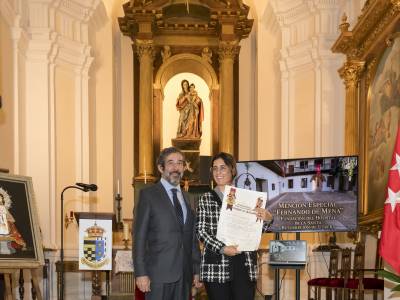 Entrega de la Mención Especial Fernando de Mena al Hospital de la Santa Resurrección de Utrera en la iglesia del Hospital de Antezana.