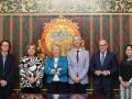 Representantes de la Universidad de Sevilla y del Ayuntamiento de Utrera tras la firma.